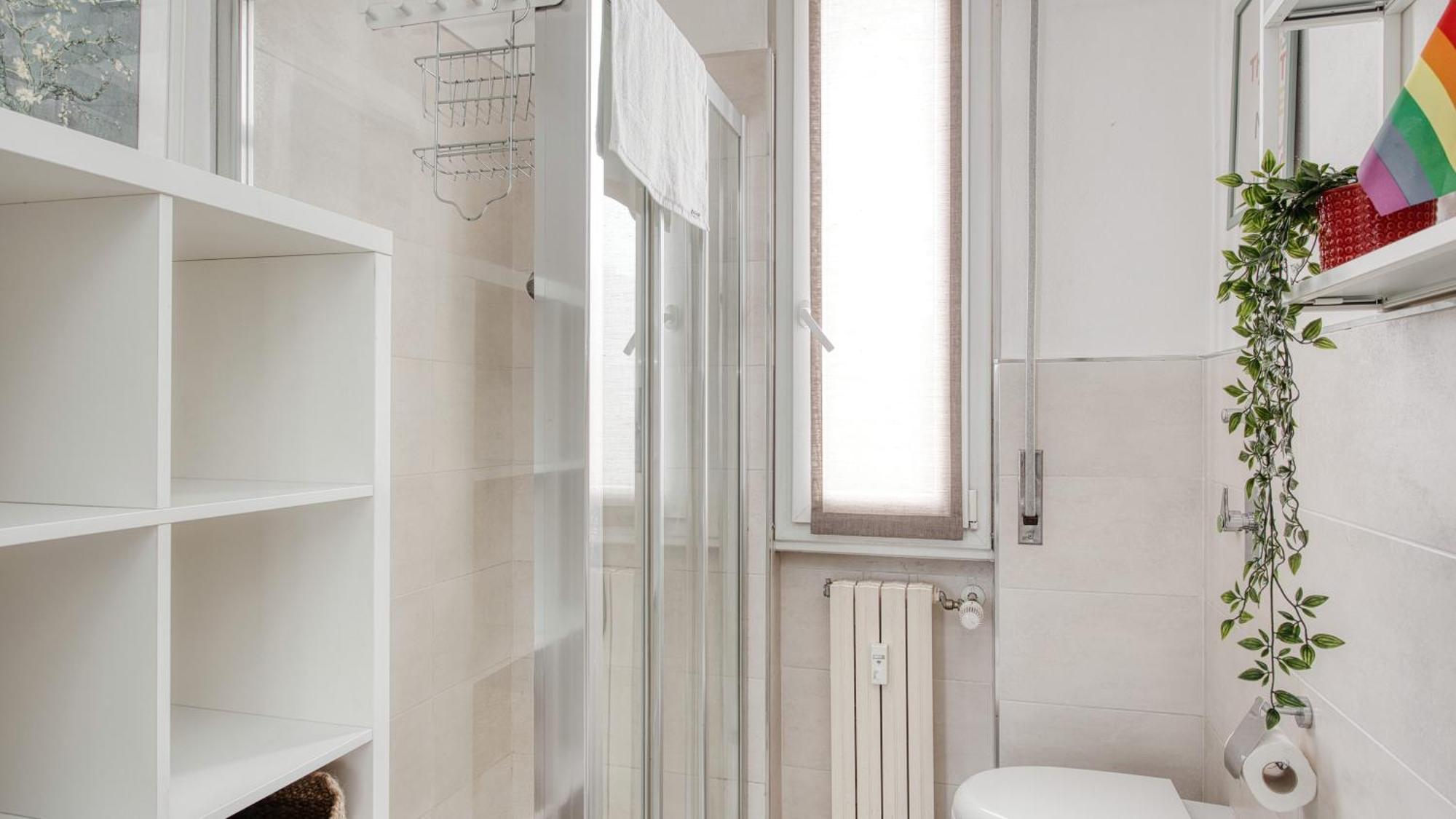 Ideal Rent - Dino Campana 8 *