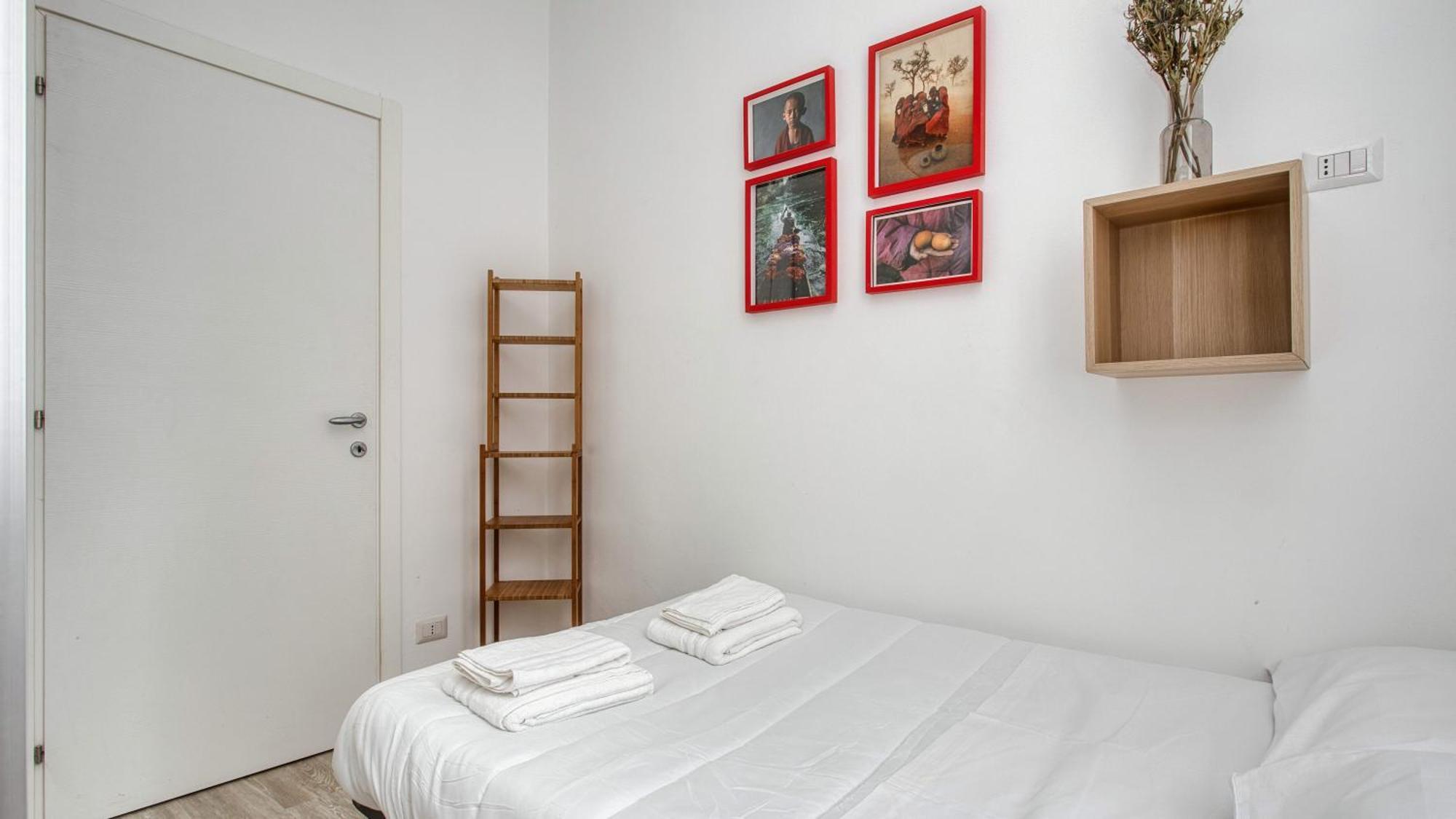 Ideal Rent - Dino Campana 8 * Milano