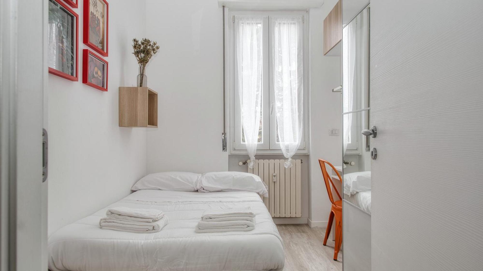 Ideal Rent - Dino Campana 8 *
